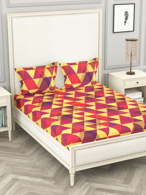 

BIANCA Yellow & Red Geometric 110 TC Queen Bedsheet with 2 Pillow Covers