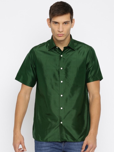 

Arrow Men Green Regular Fit Solid Casual Sustainable Shirt