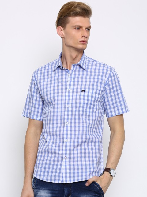 

Arrow Sport Men Blue & White Regular Fit Checked Casual Shirt