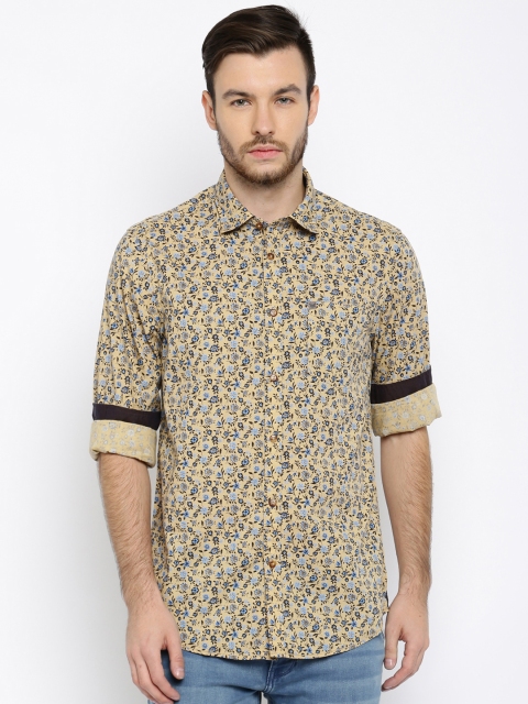 

Arrow Blue Jean Co. Men Beige Slim Fit Floral Print Casual Shirt