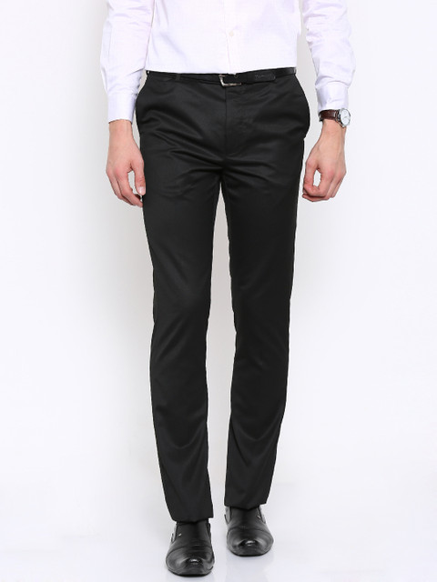 

Arrow Men Black Solid Tapered Fit Flat-Front Trousers