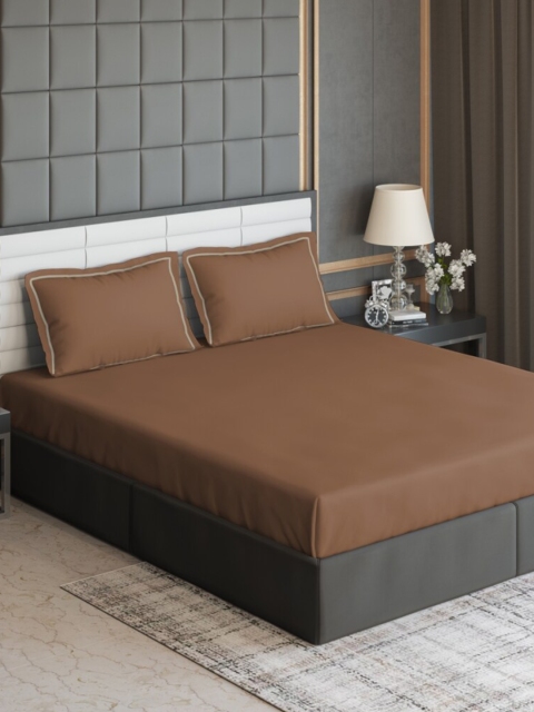 

DDecor Brown 300 TC Cotton Queen Bedsheet with 2 Pillow Covers