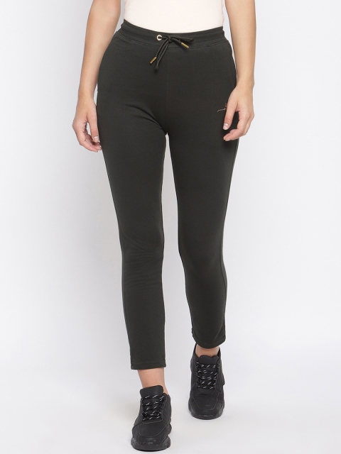 

METTLE Women Olive-Green Solid Cotton Track Pants