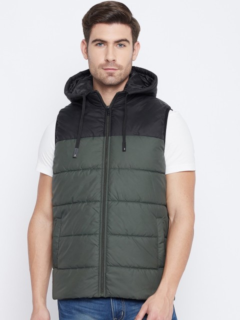 

Okane Men Olive Green Geometric Colourblocked Lightweight Puffer Jacket