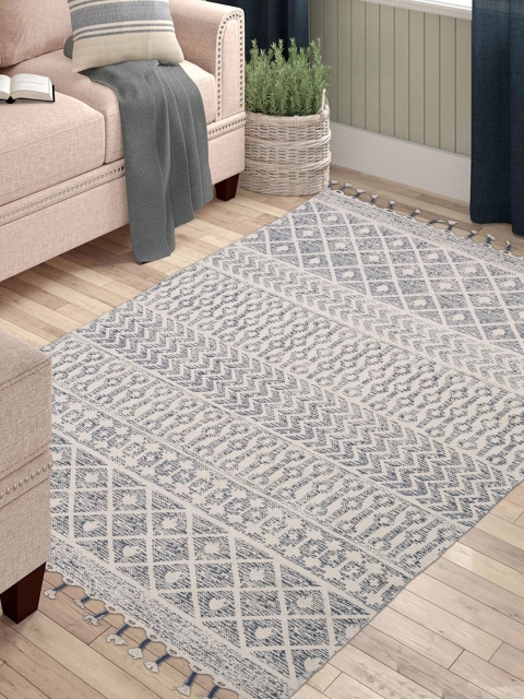 

Fabindia Blue & White Cotton Printed Floor Mat