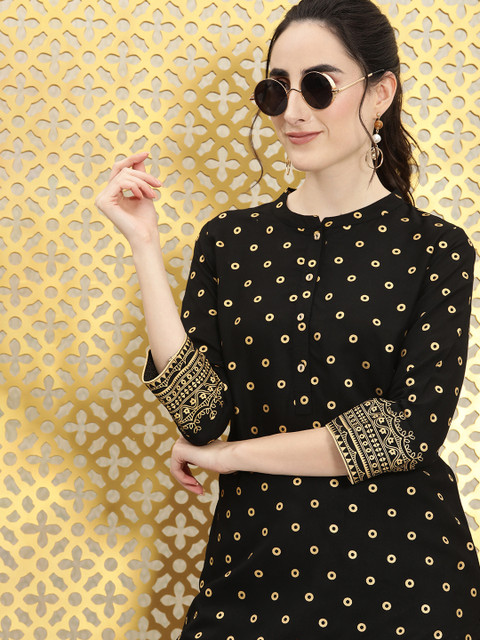 

Ode by House of Pataudi Women Black & Gold-Coloured Printed Jashn Straight Kurta