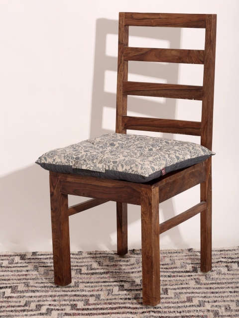 

Fabindia Blue & Off-White Printed Cotton Chair Pads