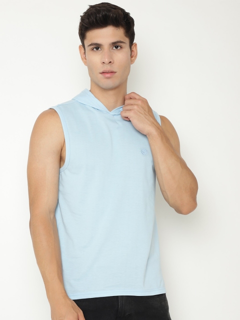 

Chkokko Men Blue Solid Cotton T-shirt