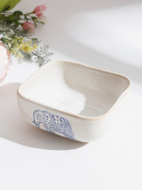

Fabindia White & Blue 1 Pieces Printed Ceramic Matte Bowls