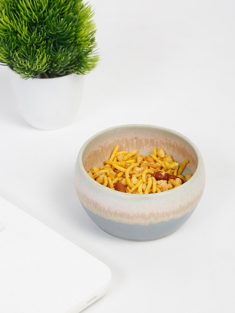 

Fabindia Grey & Off White 1 Pieces Printed Ceramic Glossy Bowls