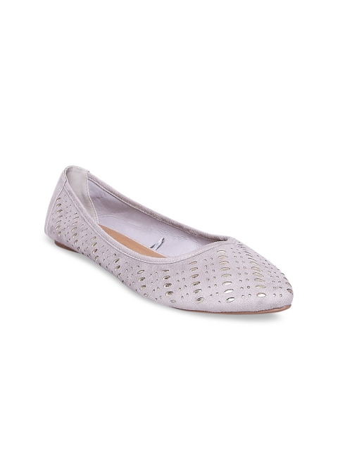 

Forever Glam by Pantaloons Women Lavender Textured Ballerinas with Laser Cuts Flats