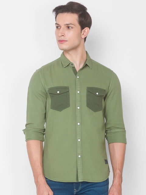 

SPYKAR Men Green Slim Fit Opaque Pure Cotton Casual Shirt