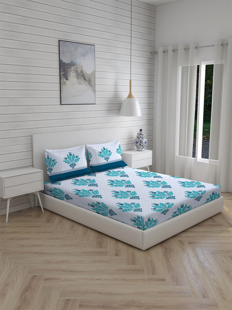 

Layers Blue & White Floral 104 TC Cotton Queen Bedsheet with 2 Pillow Covers
