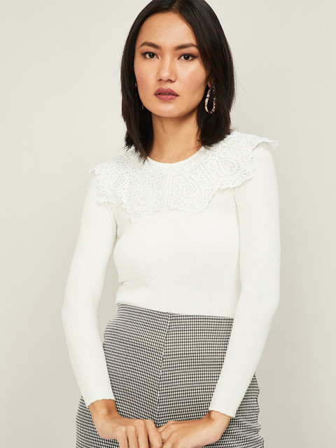 

CODE by Lifestyle Off White Regular Top