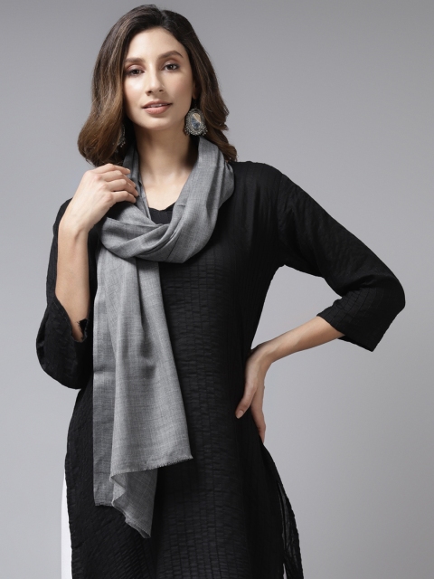 

Cayman Women Grey Solid Winter Stole
