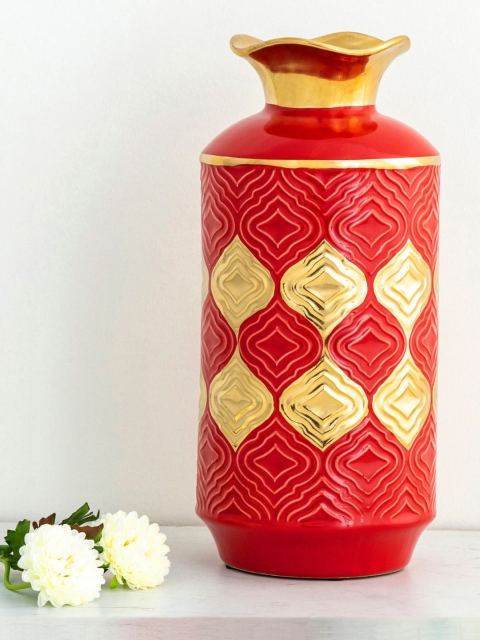 

Home Centre Red & Gold-Toned Textured Ceramic Vase