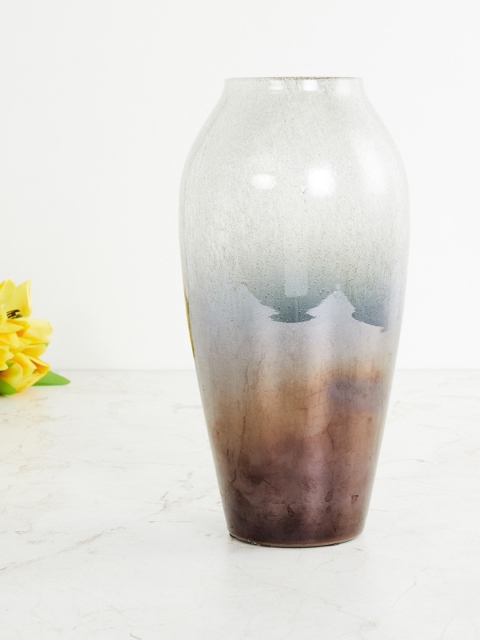

Home Centre White & Grey Textured Futura Vase