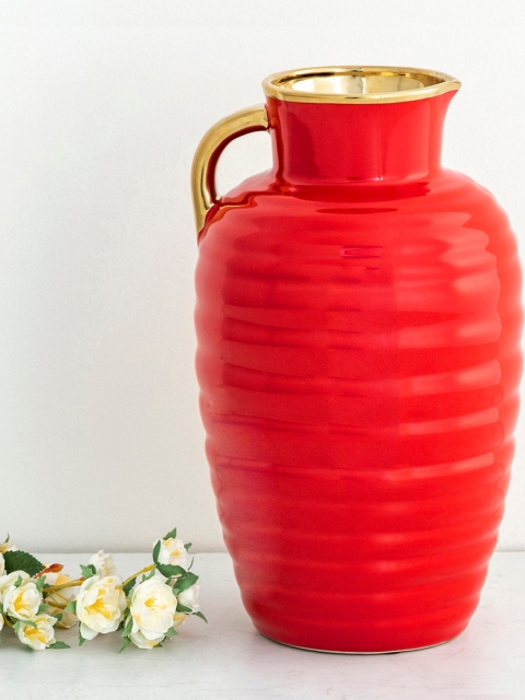 

Home Centre Red & Gold-Toned Textured Ceramic Vase