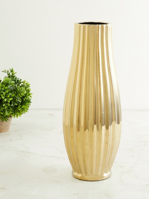 

Home Centre Gold-Toned Vertical Striped Ceramic Vase