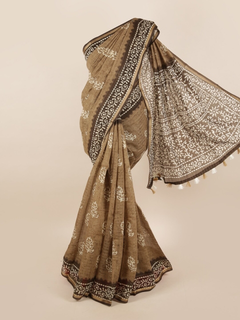 

Pothys Brown & White Batik Printed Saree