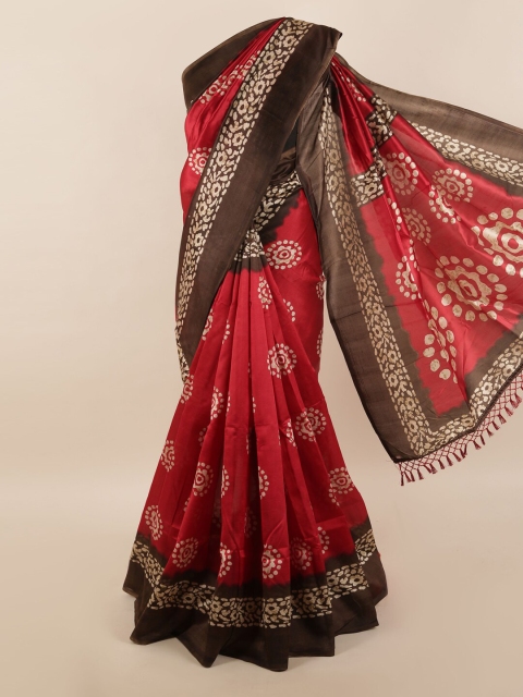 

Pothys Red & Brown Cotton Blend Batik Printed Saree
