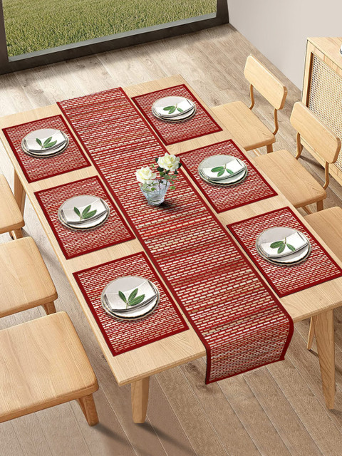

HomeStorie Red Set Of 6 Handmade River Grass Table Placemats with Runner
