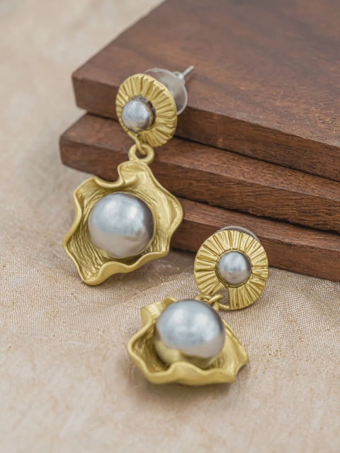 

Bellofox Gold-Toned & Silver-Toned Contemporary Drop Earrings