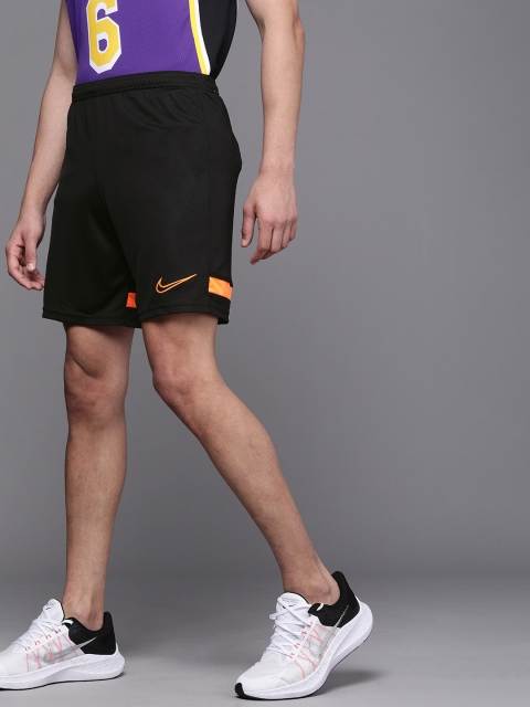

Nike Men Black Standard Fit Dri-FIT Football Shorts