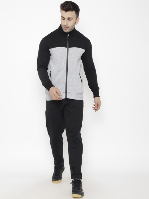 

Chkokko Men Grey & Black Solid Winter Tracksuit