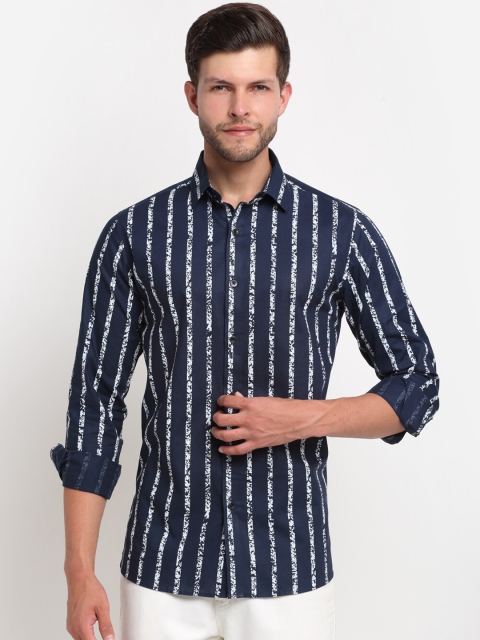 

FINNOY Men Blue & White Slim Fit Striped Casual Shirt