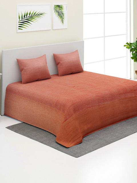 

NEUDIS Red & Beige Geometric Jacquard Hand Woven Double Bed Cover with 2 Pillow Covers