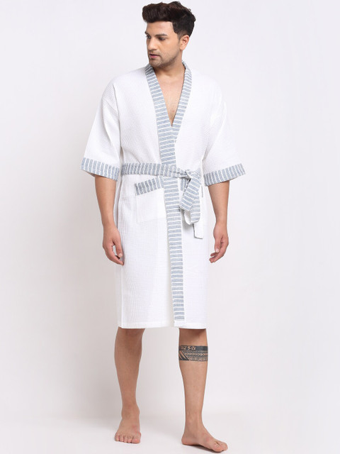

Fabindia White & Grey Honeycomb Printed Cotton Bath Robe