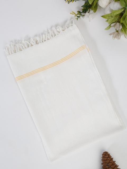 

Fabindia White & Yellow Solid 127 GSM Bath Towel