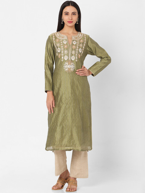 

SALWAR STUDIO Women Green Ethnic Motifs Embroidered Regular Mirror Work Kurta with Trousers