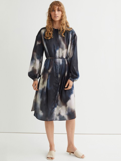 

H&M Black & White Printed Drop Down Shoulders Tie-Belt Dress