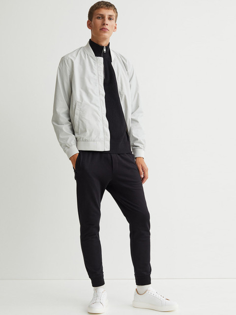 

H&M Men Black Solid Skinny Fit Joggers
