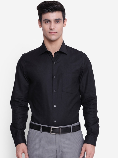 

Turtle Men Black Solid Slim Fit Formal Shirt