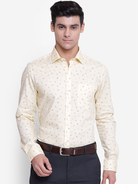 

Turtle Men Yellow Slim Fit Opaque Printed Casual Shirt