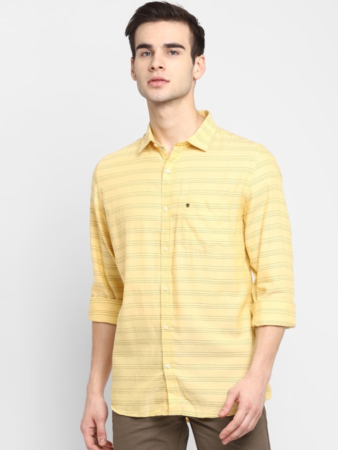 

Turtle Men Yellow Slim Fit Horizontal Stripes Opaque Striped Cotton Casual Shirt