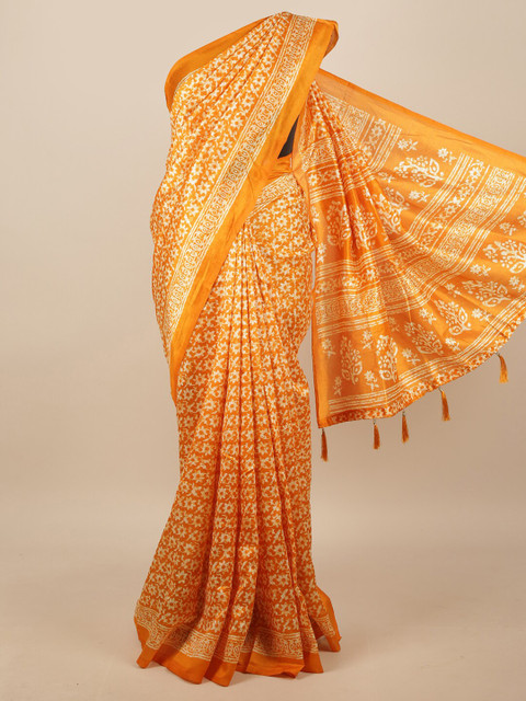 

Pothys Yellow & White Floral Printed Saree