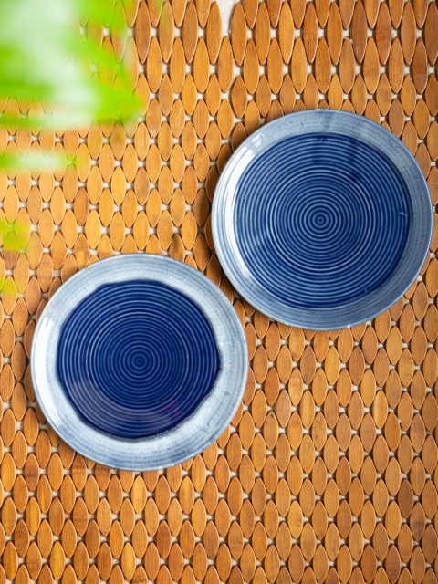 

ExclusiveLane Blue Set of 2 Ceramic Dinner Plates