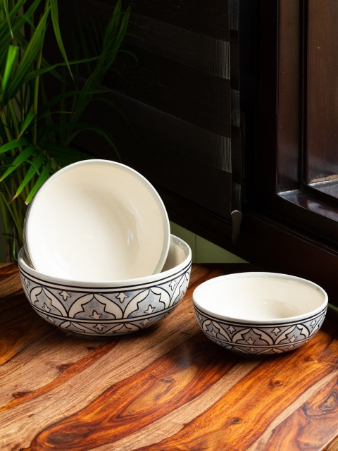 

ExclusiveLane Set Of 3 White & Grey Handcrafted Ceramic Serving Bowls