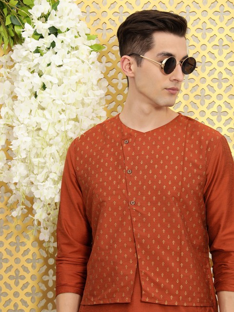 

Ode by House of Pataudi Men Rust Orange Ethnic Motifs Straight Jashn Kurta