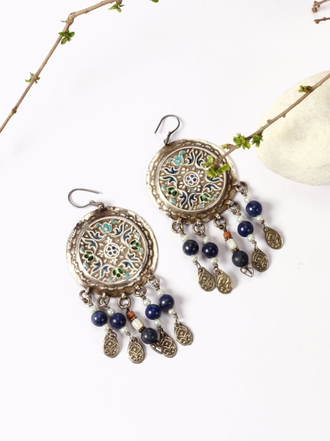 

SANGEETA BOOCHRA Silver-Toned Contemporary Hoop Earrings
