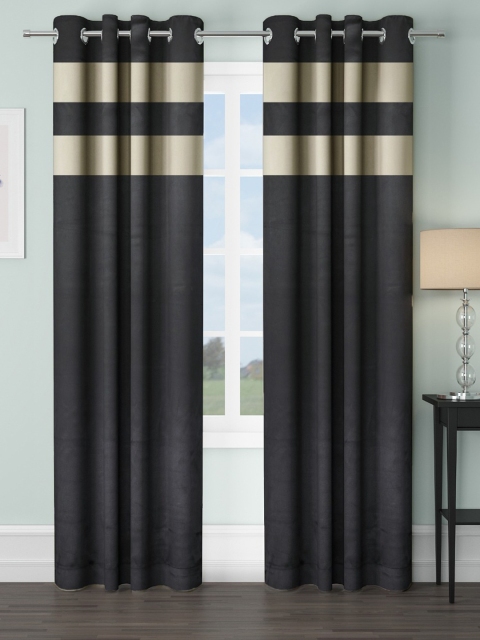 

VRINDA Black & Off White Set of 2 Colourblocked Black Out Long Door Curtains