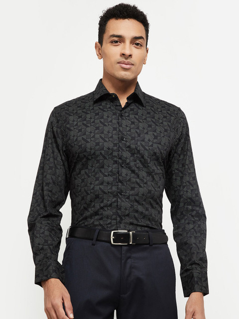 

max Men Black & White Slim Fit Geometric Opaque Printed Pure Cotton Formal Shirt