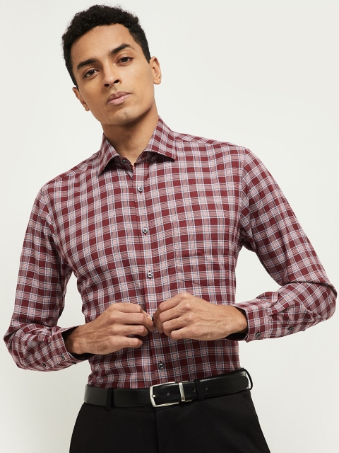 

max Men Maroon & White Opaque Checked Pure Cotton Formal Shirt