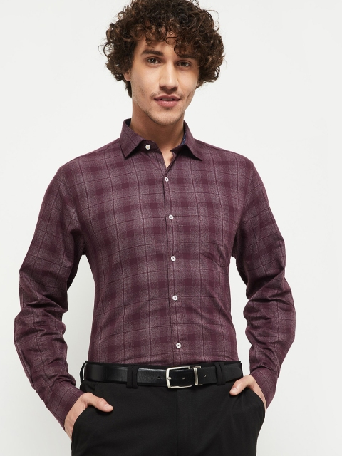 

max Men Burgundy & White Slim Fit Opaque Checked Pure Cotton Casual Shirt