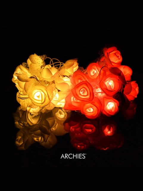 

Archies Yellow & Pink Glass Quirky Rose String Light