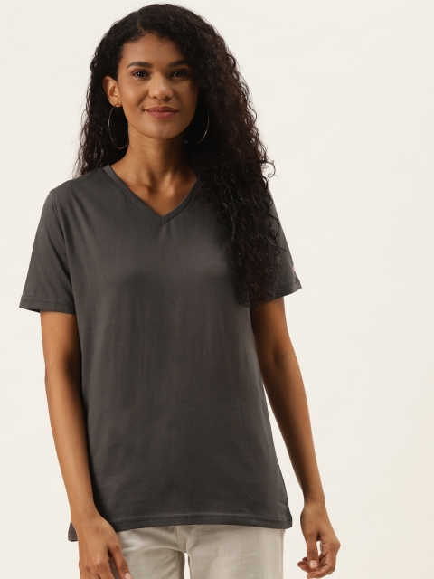 

PRINTOCTOPUS Women Charcoal Grey V-Neck Pure Cotton Solid T-shirt